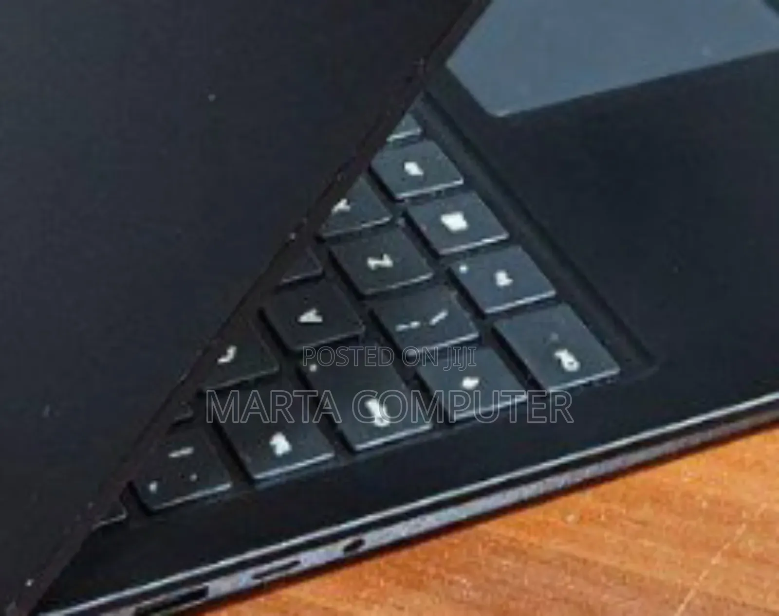 New Laptop Microsoft Surface 16GB Intel Core I7 SSD 1T