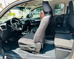 Toyota Hilux 2020 Teal