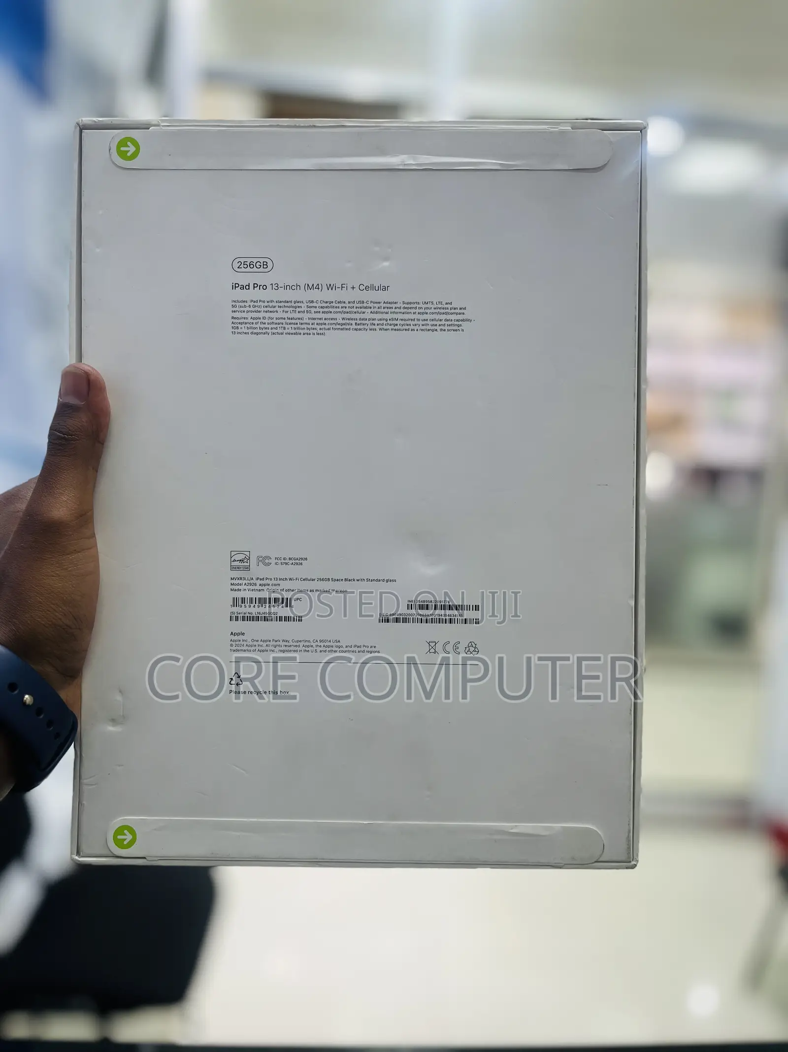 New Apple iPad Pro 13 (2024) 256 GB Black