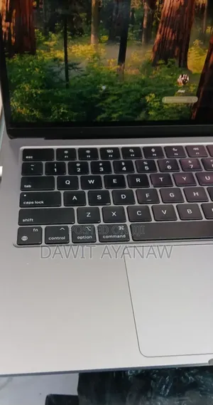 New Laptop Apple MacBook Air 2022 M2 8GB Apple M2 SSD 256GB