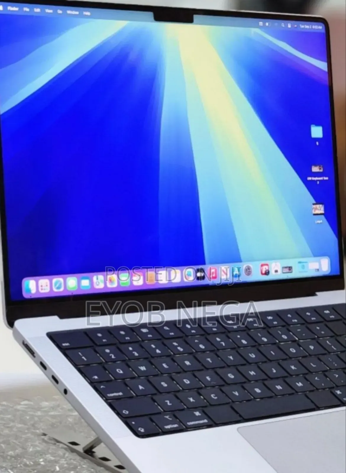 New Laptop Apple MacBook Pro M1 16GB Apple M1 Pro SSD 512GB