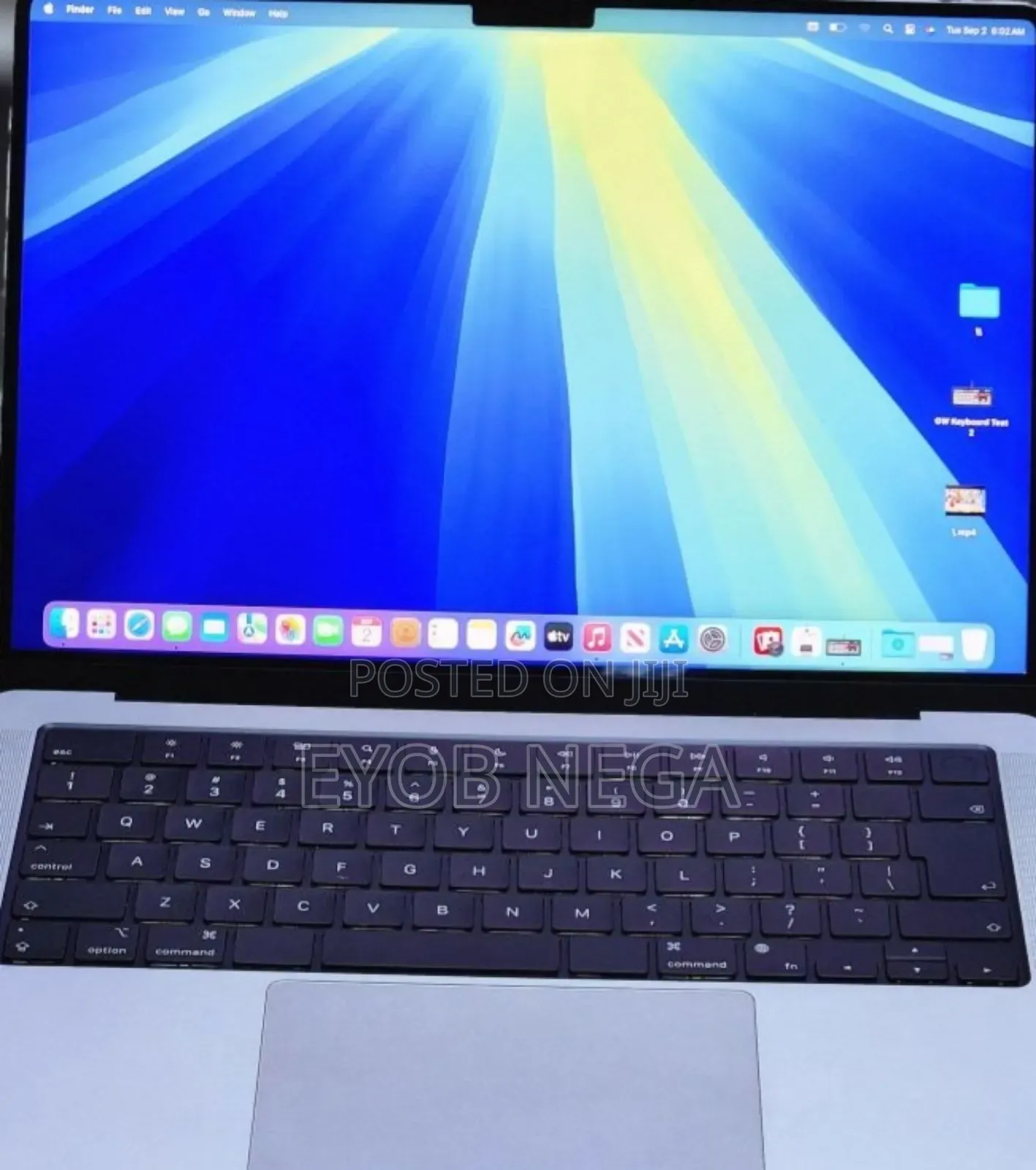 New Laptop Apple MacBook Pro M1 16GB Apple M1 Pro SSD 512GB
