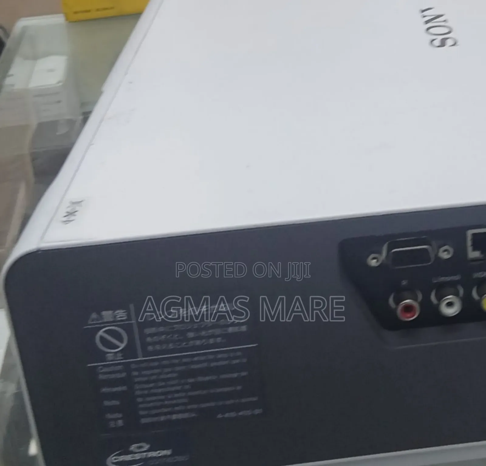 Home Cinema Projector Sony VPL-Ch350 Model Highlights