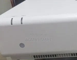 Home Cinema Projector Sony VPL-Ch350 Model Highlights
