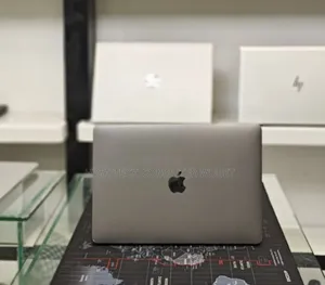 New Laptop Apple MacBook 2016 16GB Intel Core I7 SSD 512GB