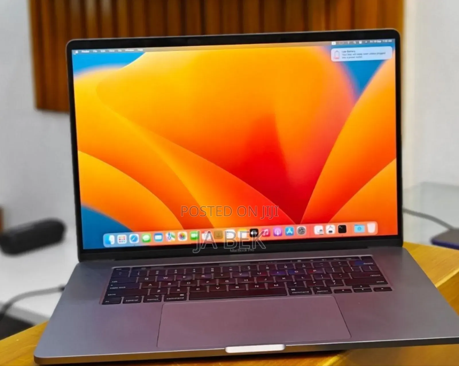 New Laptop Apple MacBook Pro 2019 32GB Intel Core I9 SSD 1T