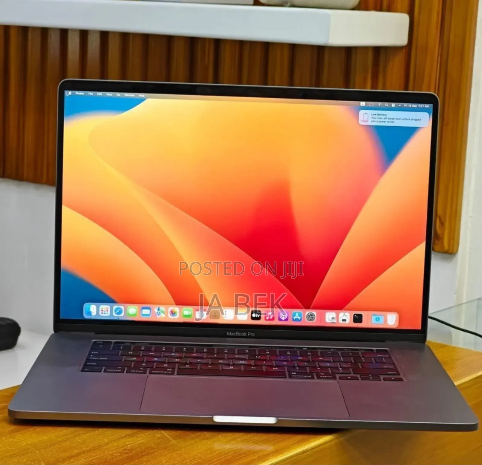 New Laptop Apple MacBook Pro 2019 32GB Intel Core I9 SSD 1T