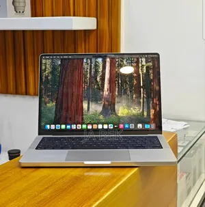 New Laptop Apple MacBook Pro M1 16GB Apple M1 Pro SSD 1T