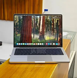 New Laptop Apple MacBook Pro M1 16GB Apple M1 Pro SSD 1T