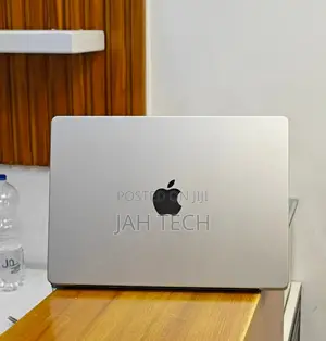 New Laptop Apple MacBook Pro M1 16GB Apple M1 Pro SSD 1T