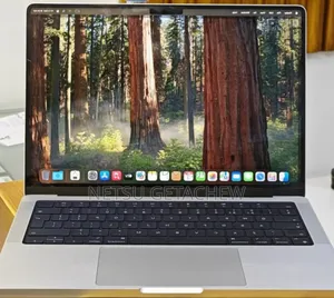 New Laptop Apple MacBook Pro M1 16GB Apple M2 SSD 1T