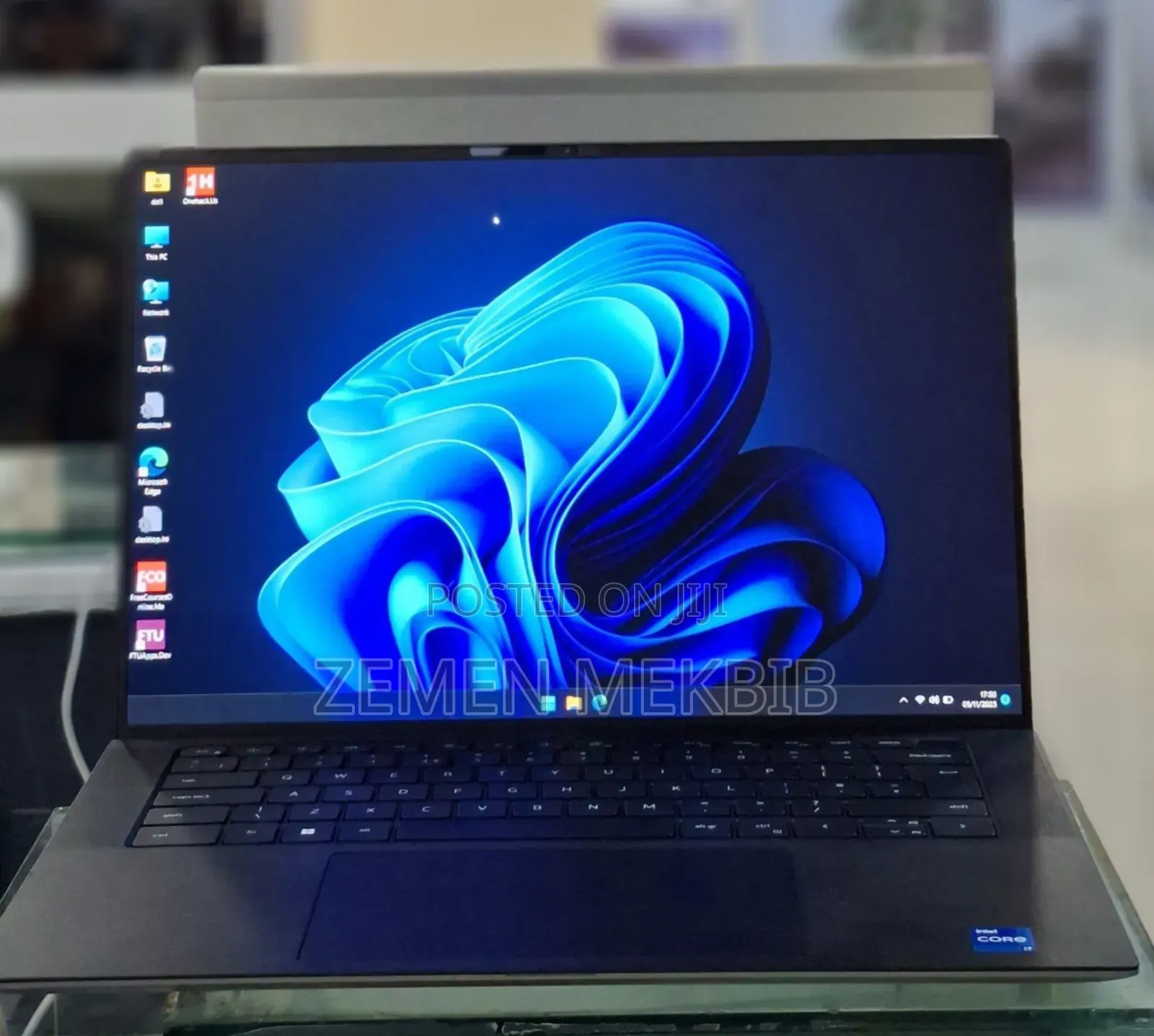 New Laptop Dell Precision 5540 16GB Intel Core I7 SSD 512GB