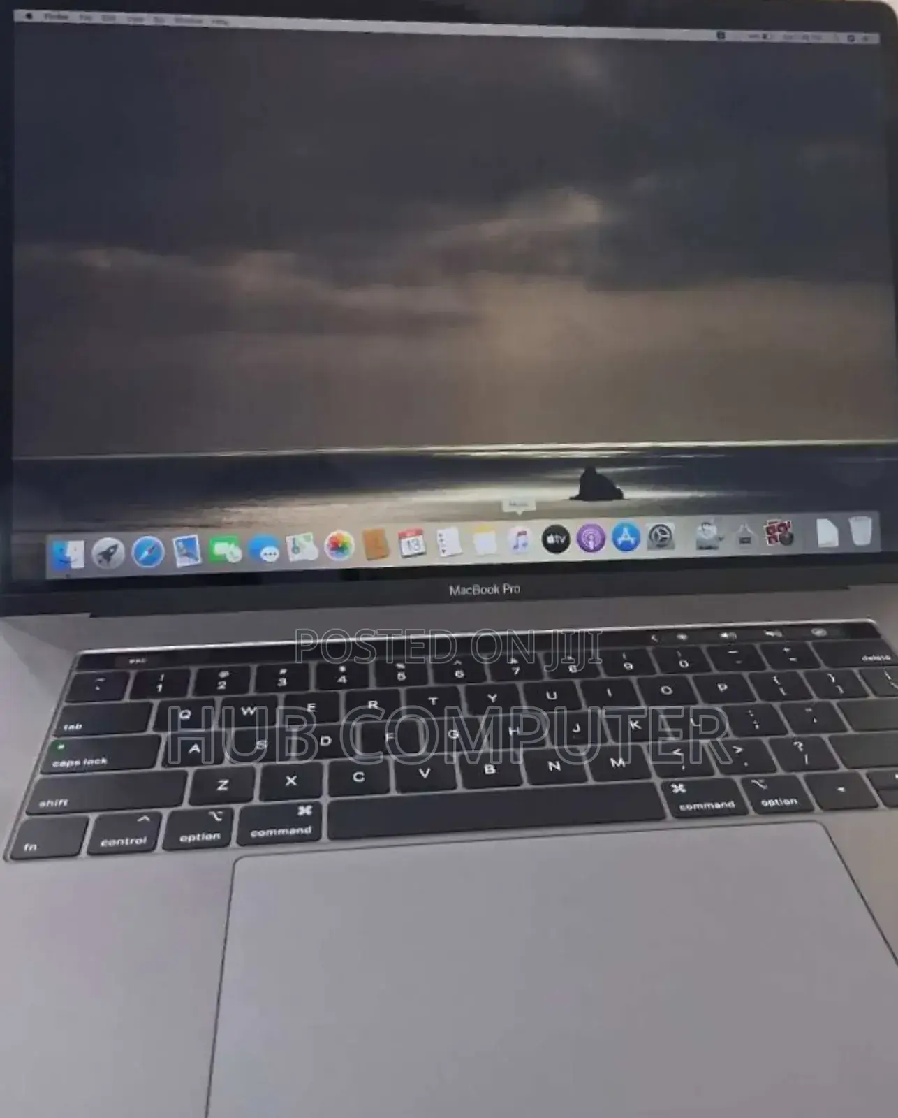 New Laptop Apple MacBook Pro 2019 32GB Intel Core I9 SSD 512GB