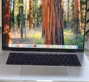 New Laptop Apple MacBook Pro M1 16GB Apple M1 SSD 1T