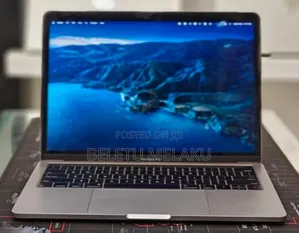 Photo - New Laptop Apple MacBook Pro 2016 16GB Intel Core I7 SSD 512GB