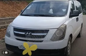 Hyundai H1 2016 White