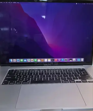 New Laptop Apple MacBook Pro 2019 32GB Intel Core I7 SSD 1T