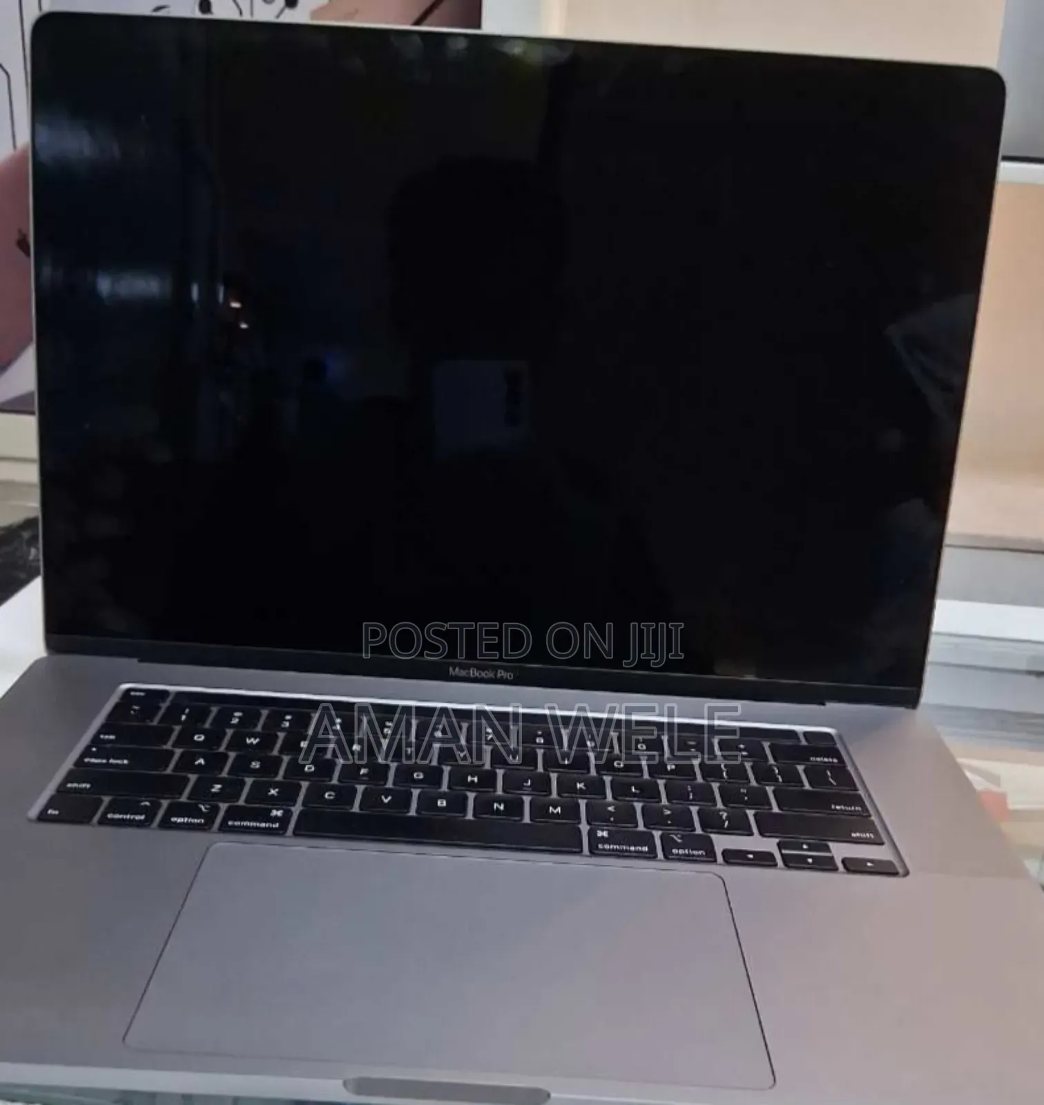 New Laptop Apple MacBook Pro 2019 32GB Intel Core I7 SSD 512GB