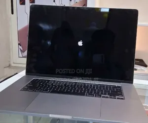 New Laptop Apple MacBook Pro 2019 32GB Intel Core I7 SSD 512GB