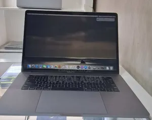 New Laptop Apple MacBook Pro 2019 32GB Intel Core I9 SSD 512GB