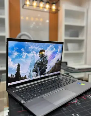New Laptop HP ZBook Firefly 15 G7 32GB Intel Core I7 SSD 512GB