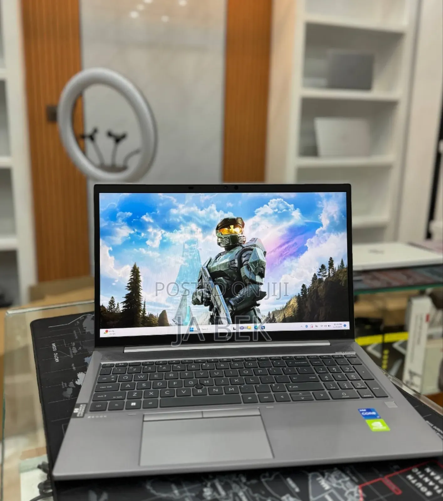 New Laptop HP ZBook Firefly 15 G7 32GB Intel Core I7 SSD 512GB