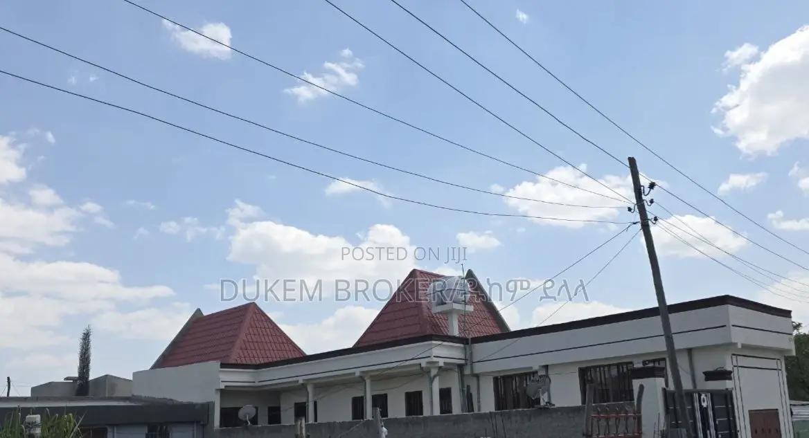 2bdrm House in ዱከም, East Shewa for sale