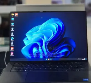 New Laptop Dell Precision 5570 16GB Intel Core I7 SSD 512GB