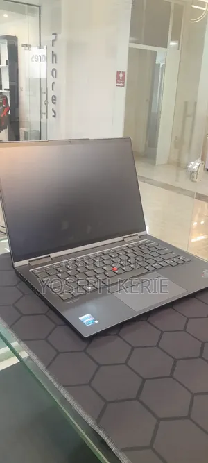 New Laptop Lenovo Thinkpad X1 Yoga 32GB Intel Core I7 SSD 512GB