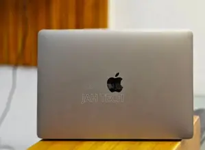 New Laptop Apple MacBook Pro 2019 16GB Intel Core I5 SSD 1T