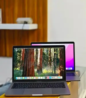 New Laptop Apple MacBook Pro 2019 16GB Intel Core I5 SSD 1T
