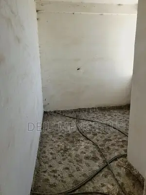 7bdrm House in Arabsa, Bole for sale