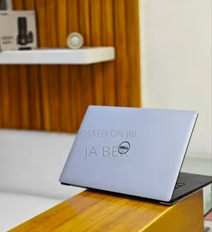 New Laptop Dell XPS 15 16GB Intel Core I7 SSD 256GB