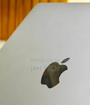 New Laptop Apple MacBook Pro 2019 16GB Intel Core I5 SSD 1T