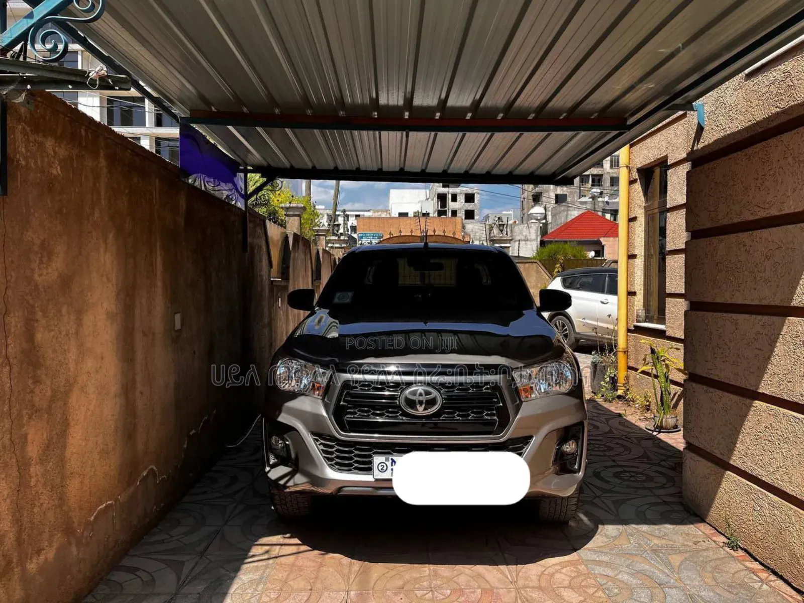 Toyota Hilux 2020 Gold