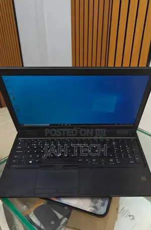 New Laptop Dell Latitude 5580 16GB Intel Core I5 SSD 256GB