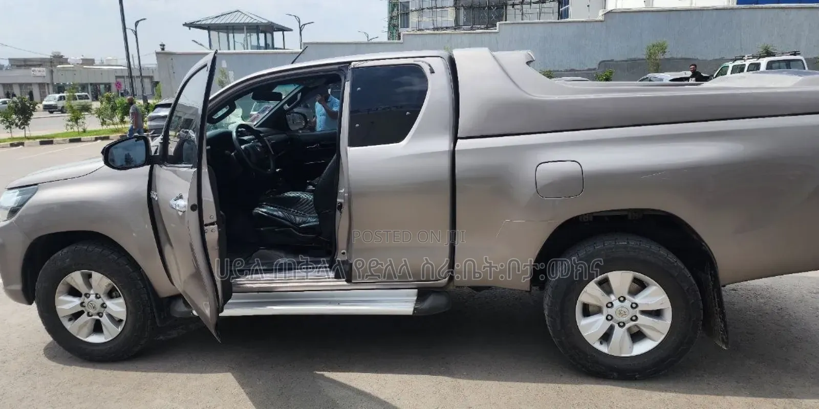 Toyota Hilux 2020 Pearl