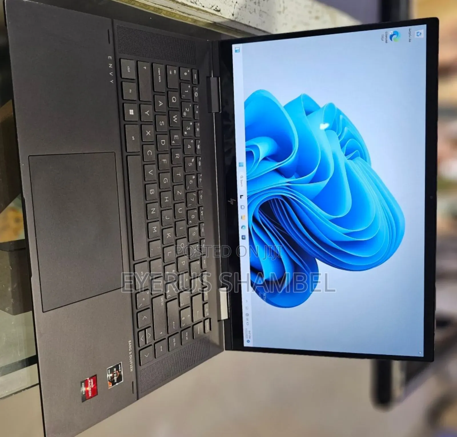 New Laptop HP Envy X360 16GB AMD Ryzen 7 SSD 1T