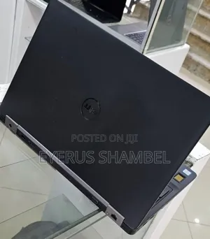 Photo - New Laptop Dell Precision 5540 16GB Intel Core I7 SSD 512GB