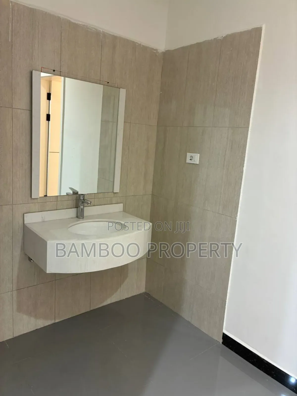 3bdrm Apartment in Bole for sale