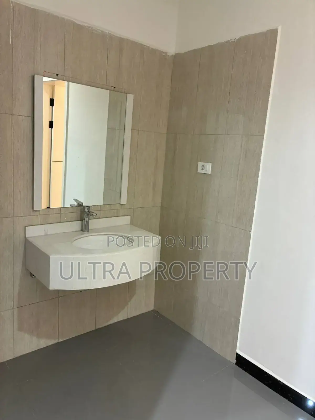 3bdrm Apartment in Bole for sale