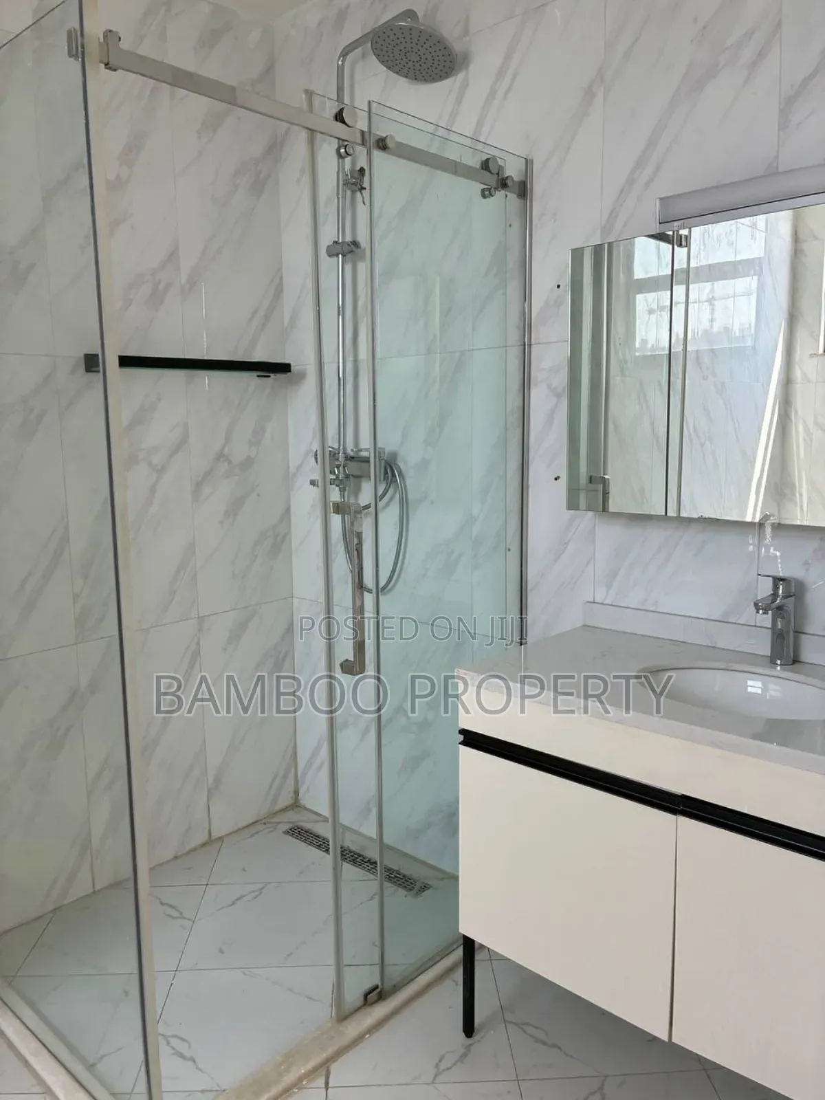 3bdrm Apartment in Bole for sale