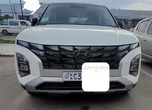 Photo - Hyundai Creta 2023 Ivory