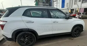 Hyundai Creta 2023 Ivory