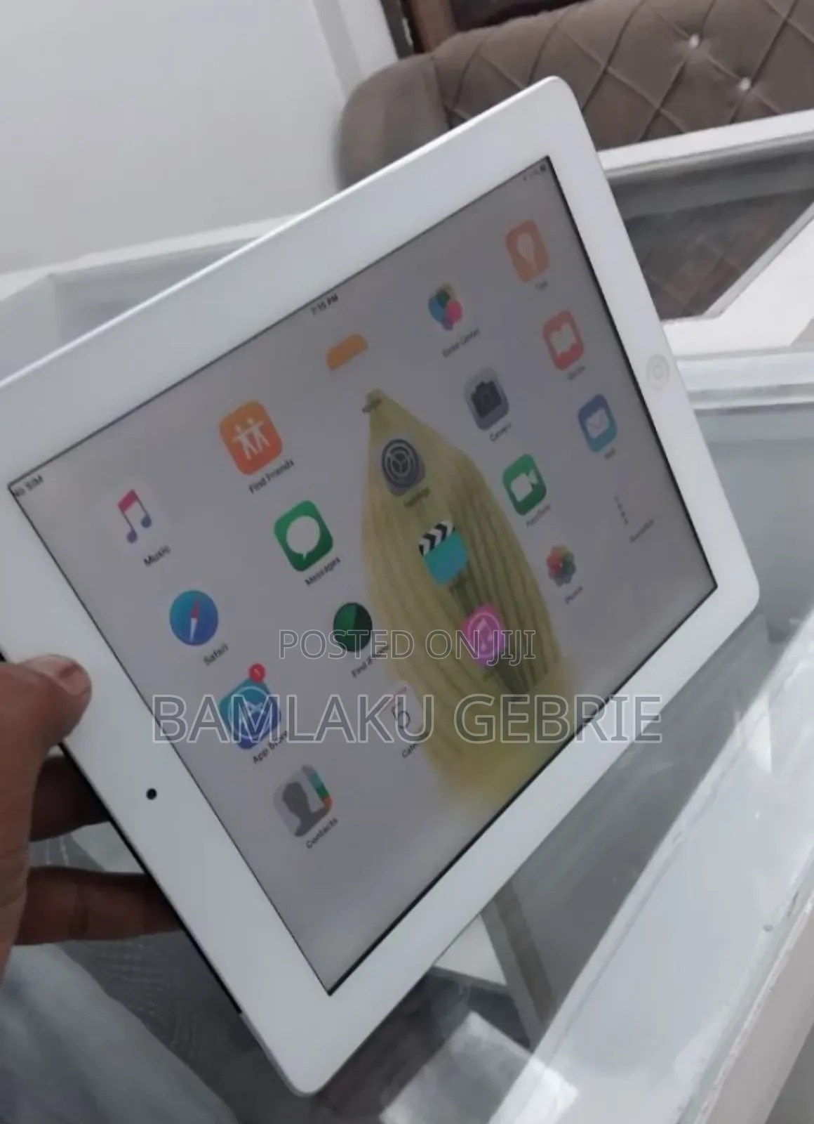 New Apple iPad 3 Wi-Fi + Cellular 32 GB Silver