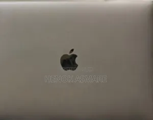 Photo - New Laptop Apple MacBook Pro 2019 16GB Intel Core I7 SSD 512GB