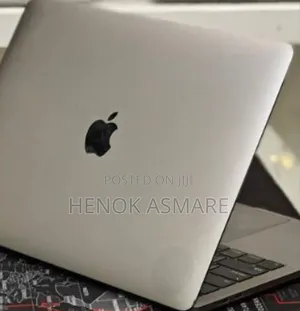 New Laptop Apple MacBook Pro 2019 16GB Intel Core I7 SSD 512GB