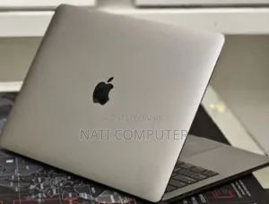 New Laptop Apple MacBook 2016 16GB Intel Core I7 SSD 512GB