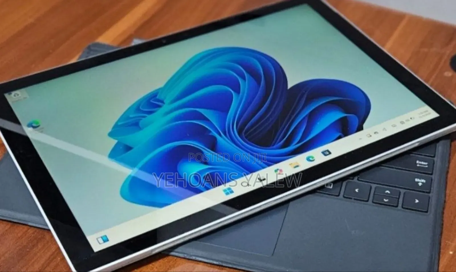 New Laptop Microsoft Surface Pro 7 8GB Intel Core I5 SSD 128GB