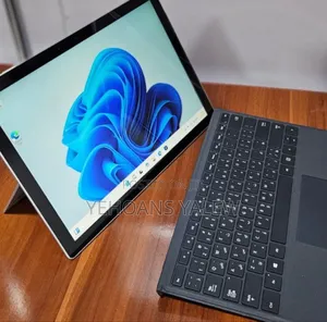 New Laptop Microsoft Surface Pro 7 8GB Intel Core I5 SSD 128GB